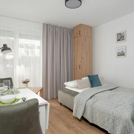 Stylowe Studia Z Tarasem W Poznaniu By Noclegi Renters Exterior photo